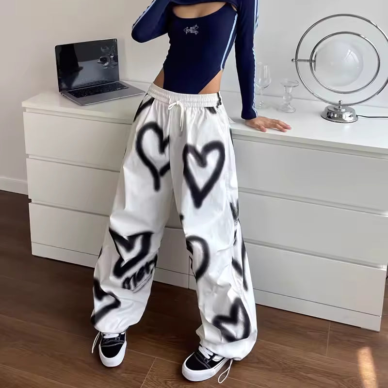 Graffiti Heart Pants - Streetwear Boulevard
