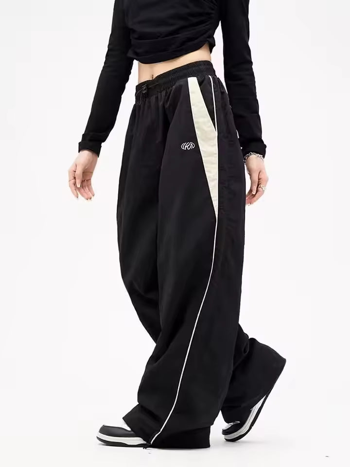 Retro Stripe Joggers - Streetwear Boulevard