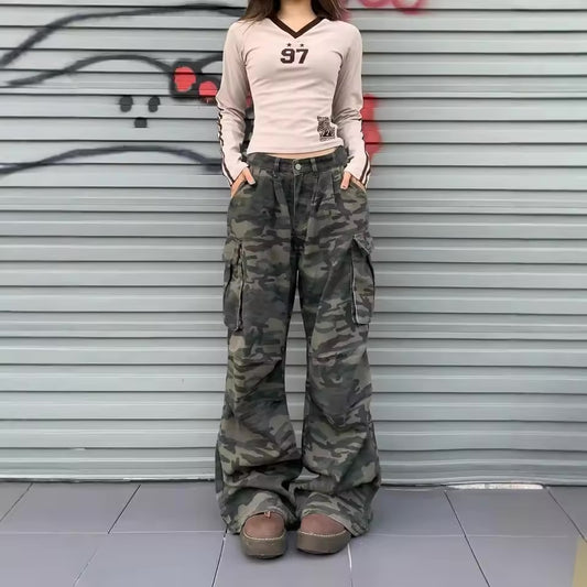 Baggy Camouflage Cargo Pants - Streetwear Boulevard