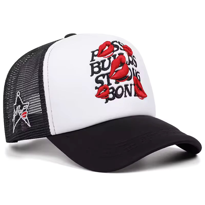 The Untamed Kiss Star-Lip Hat - Streetwear Boulevard