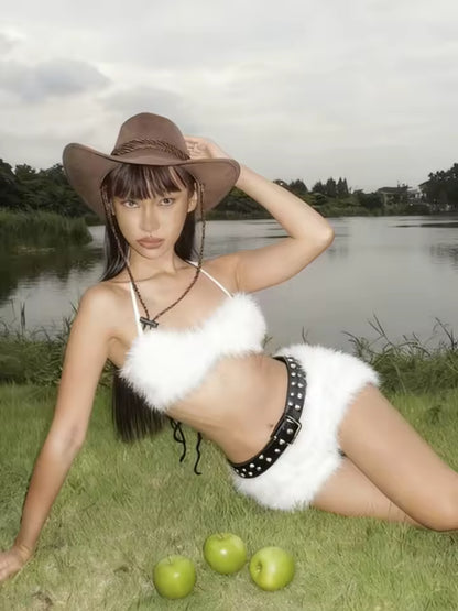 The Rodeo Faux-Fur Set - Streetwear Boulevard
