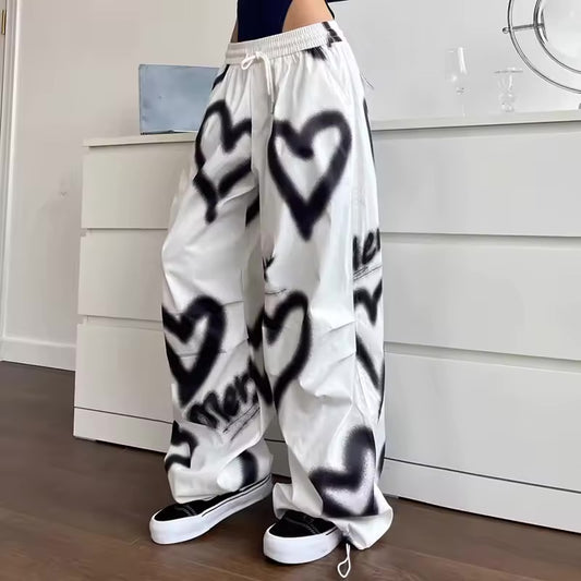 Graffiti Heart Pants - Streetwear Boulevard