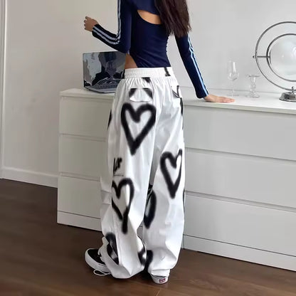 Graffiti Heart Pants - Streetwear Boulevard